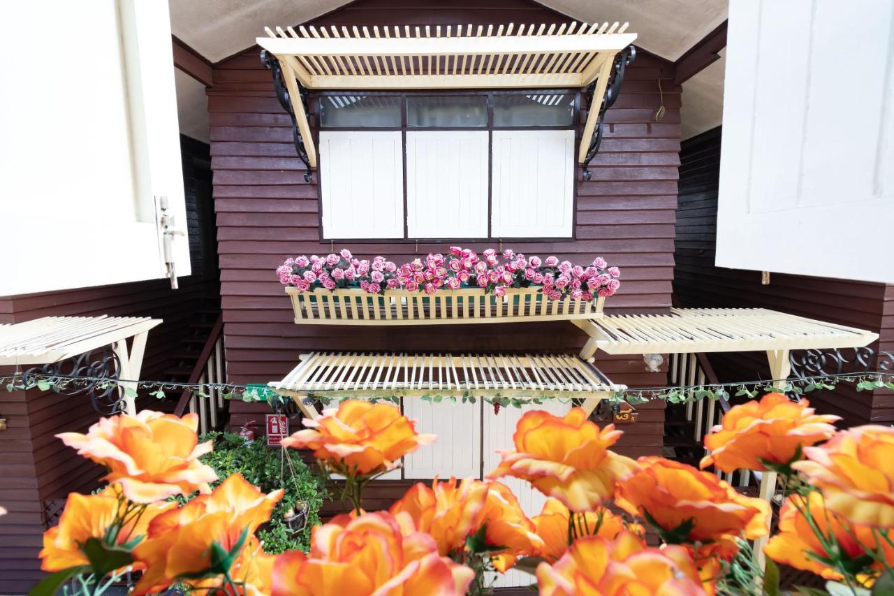 Resort Bangphlat Bangkok Dış mekan fotoğraf