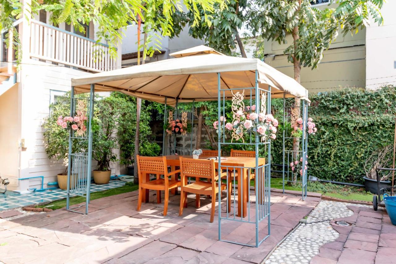 Resort Bangphlat Bangkok Dış mekan fotoğraf