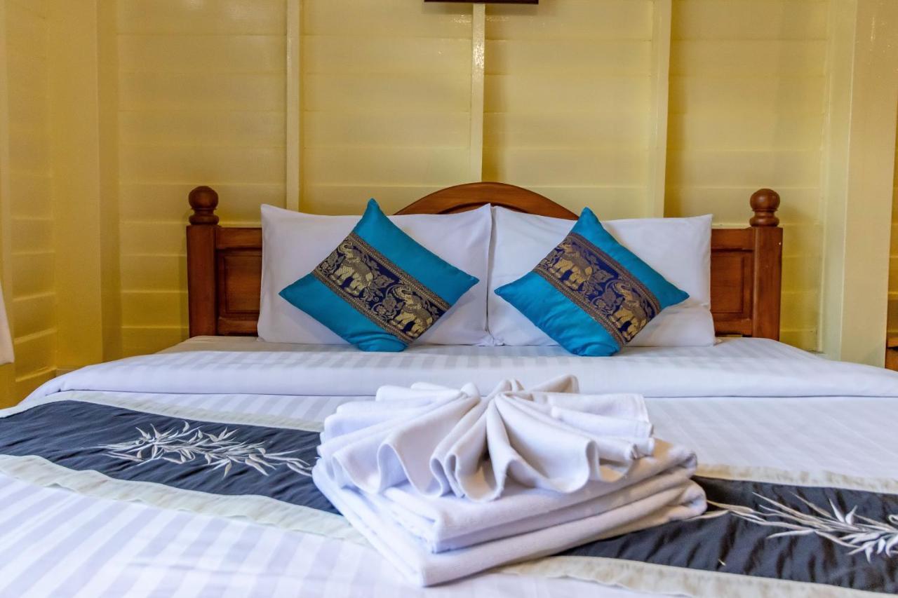 Resort Bangphlat Bangkok Dış mekan fotoğraf